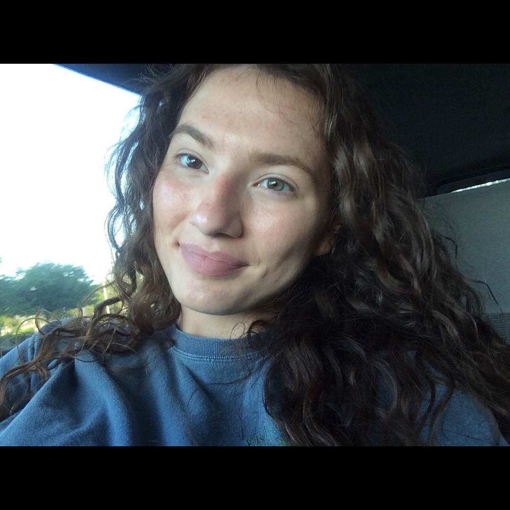 Meet your Posher, Savannah